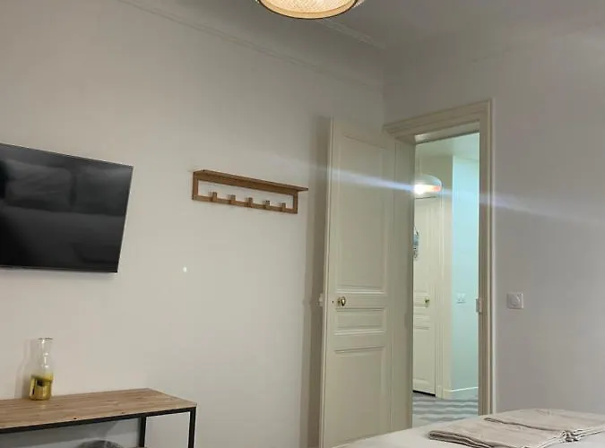 Apartment Nation
